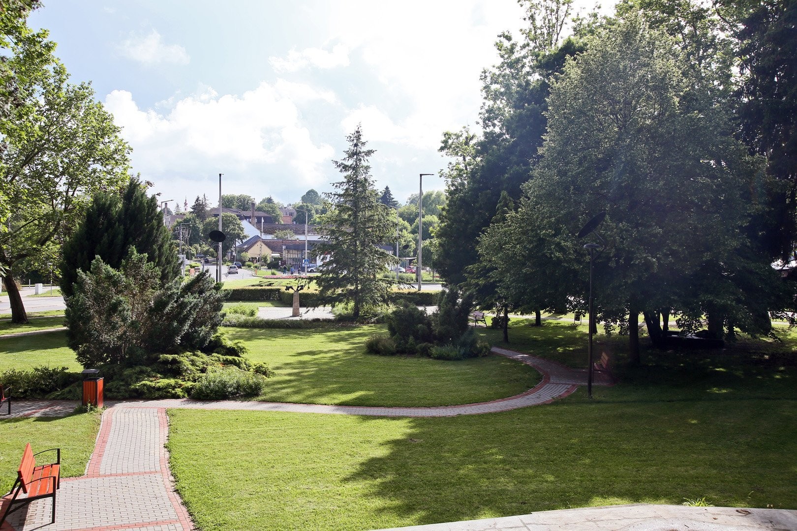 Tab város park